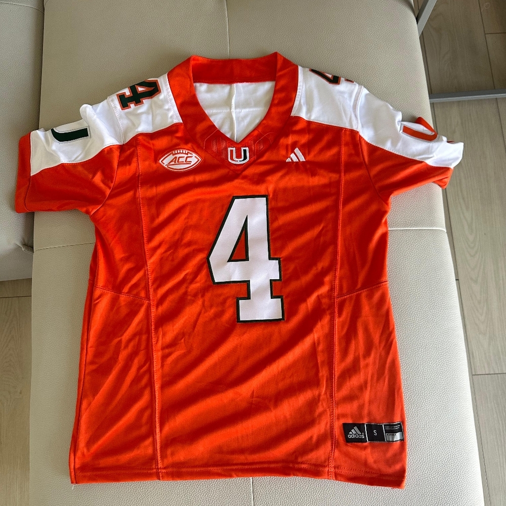 Football jersey - Picture 1 of 3